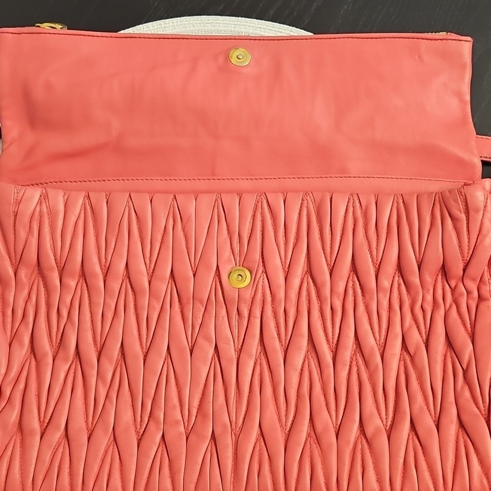 Miu Miu Pink Quilted Women's Bag - Picture 6 of 12
